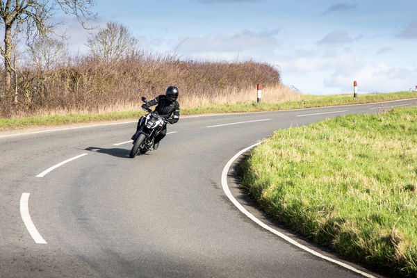 Honda CB500 Hornet - riding