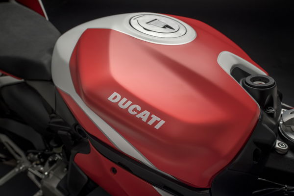 Ducati reveal special edition 959 Panigale Corse at EICMA