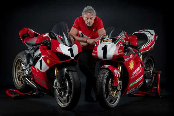 Ducati Panigale V4 25°Anniversario 916