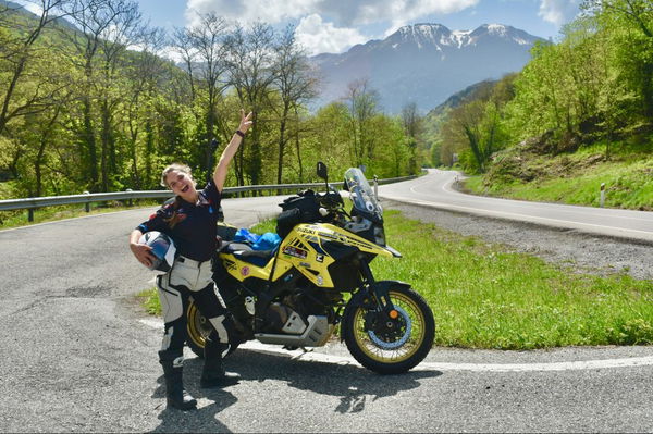 Suzuki V-Strom 1050XT Sets Record for Epic Round-the-World Trip