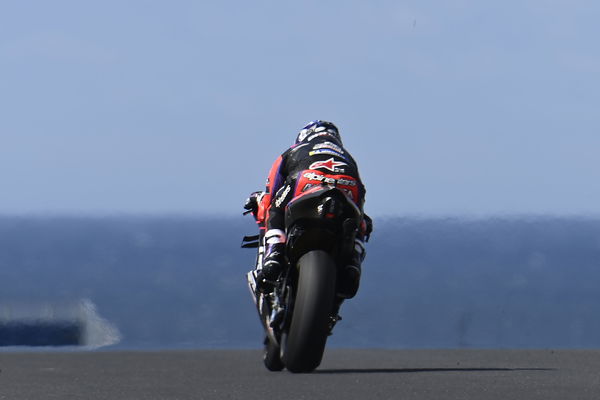 Maverick Vinales, 2022 Australian Grand Prix. - Gold and Goose