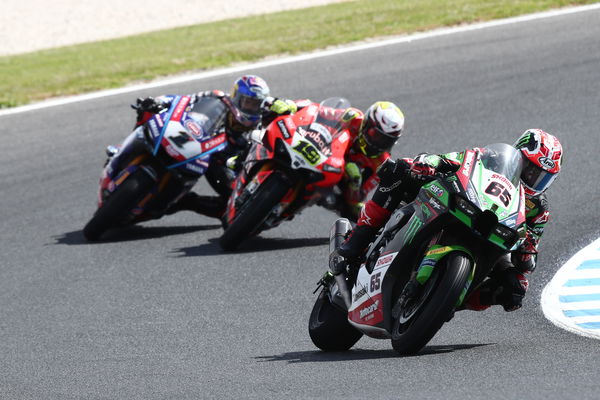 Jonathan Rea, Alvaro Bautista, Toprak Razgatlioglu, 2022 Australia WorldSBK. - Gold and Goose