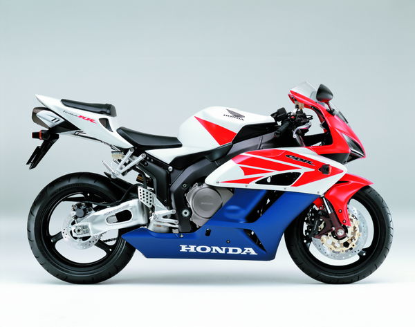 2004 Fireblade CBR1000RR review