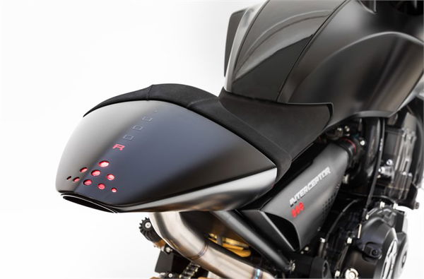 Honda reveals ‘CB4 Interceptor Concept’ at EICMA