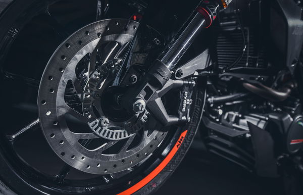 KTM 125 Duke front brake