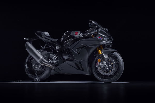 The Honda CBR1000RR-R SP Carbon Edition