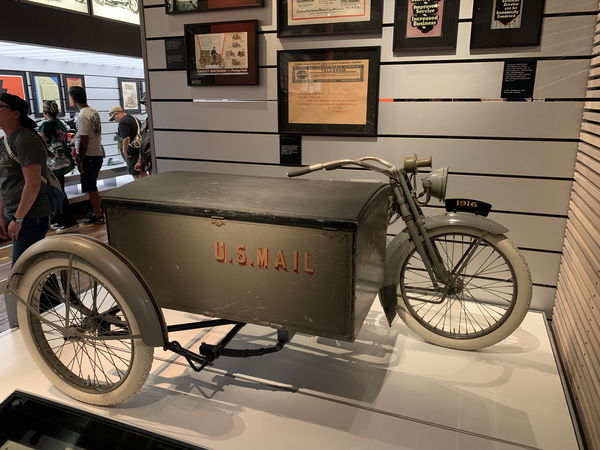 1941 Harley package truck