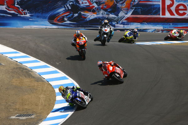  Valentino Rossi leads Casey Stoner at Laguna Seca, US GP 2008