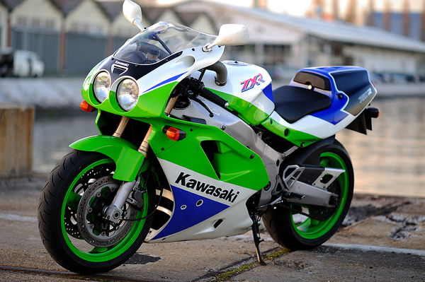 Kawasaki ZX750RR