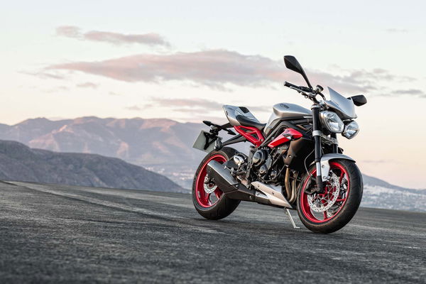 2015 Triumph Street Triple RX