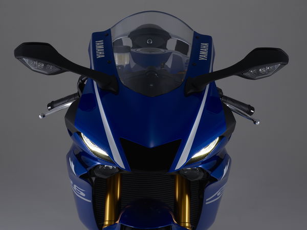 New Yamaha R6 revealed