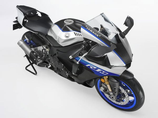 Updates to Yamaha YZF-R1 and YZF-R1M revealed at EICMA