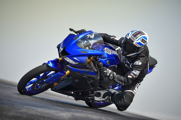 2019-Yamaha-YZF-R125