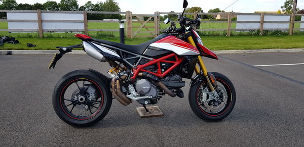 Hypermotard 950 SP