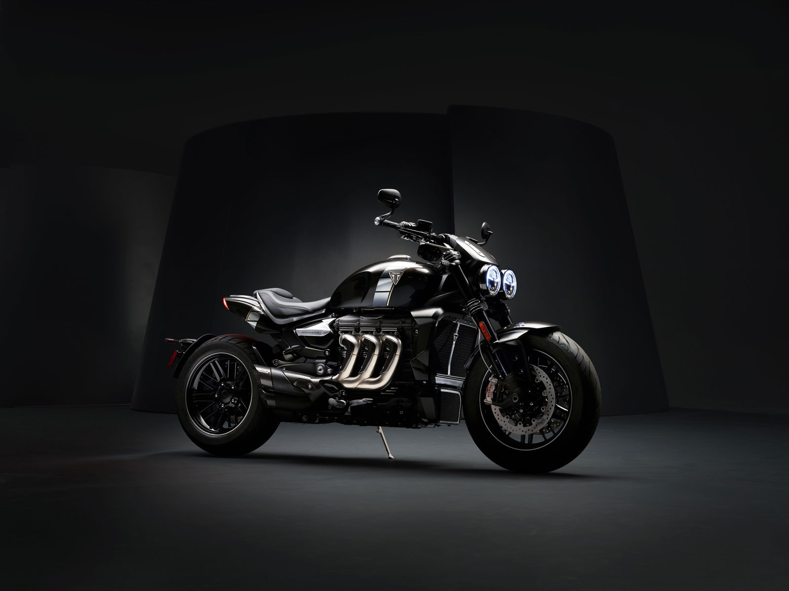 Triumph release new pictures and full Thruxton TFC spec