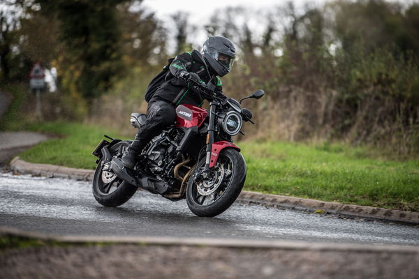 Moto Morini Seimmezzo First ride review