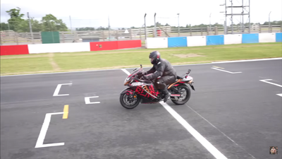 Eddie Hall on Suzuki Hayabusa, Donington Park track day. - Eddie Hall YouTube channel