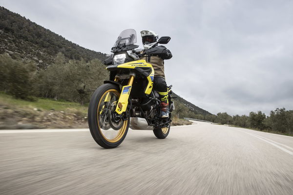 2023-V-Strom-1050-DE-Visordown-Review