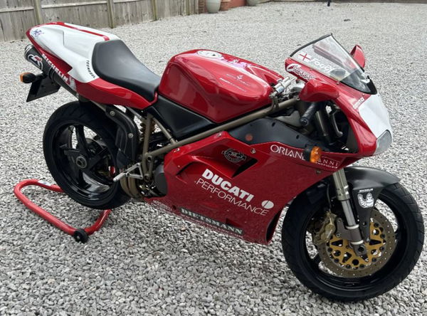 Ducati 916 Fogarty Replica