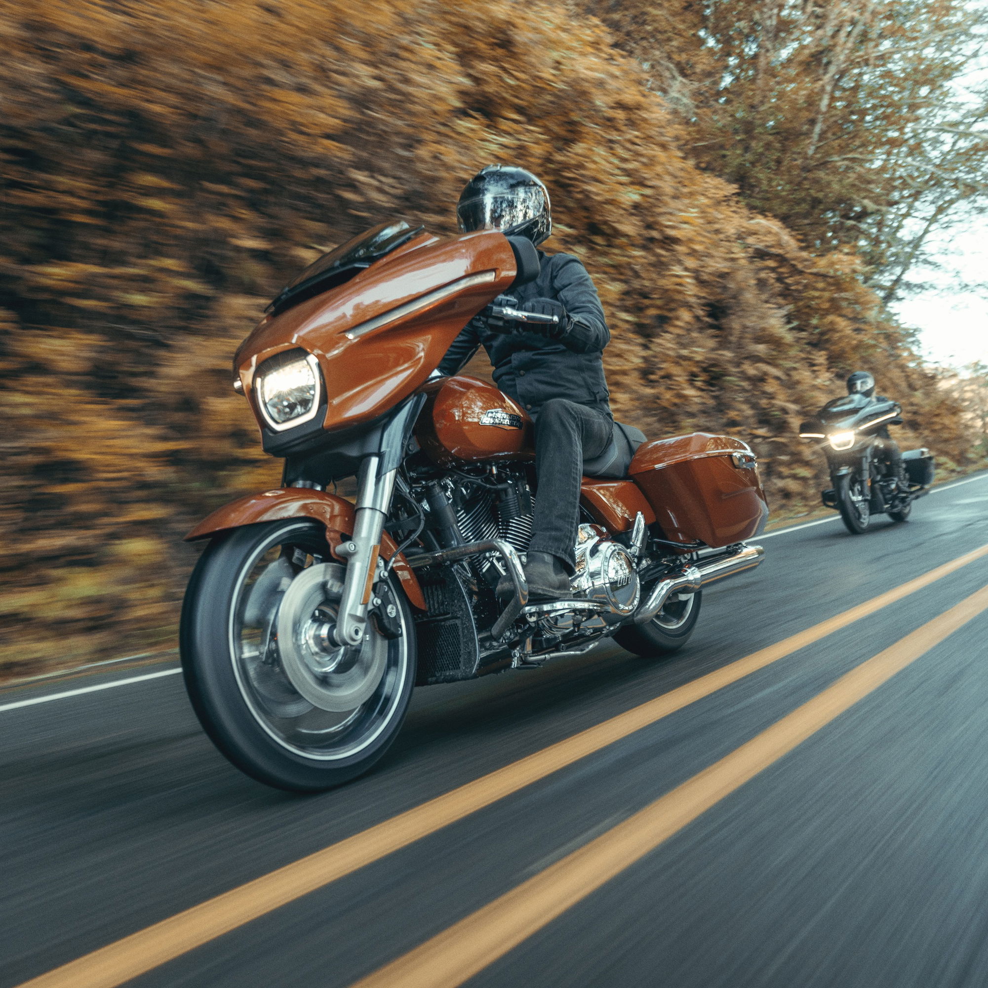 Harley-Davidson Street Glide - riding
