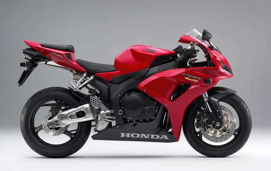 2006 Honda CBR1000RR Fireblade - side