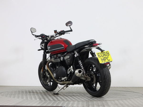 2020 Triumph Speed twin 1200 - rear