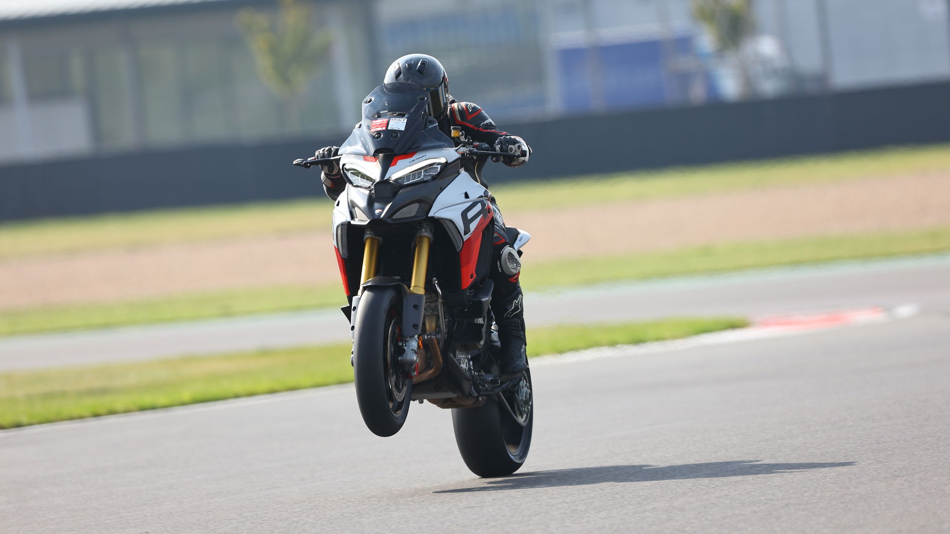 Pulling a wheelie out of Melbourne Hairpin