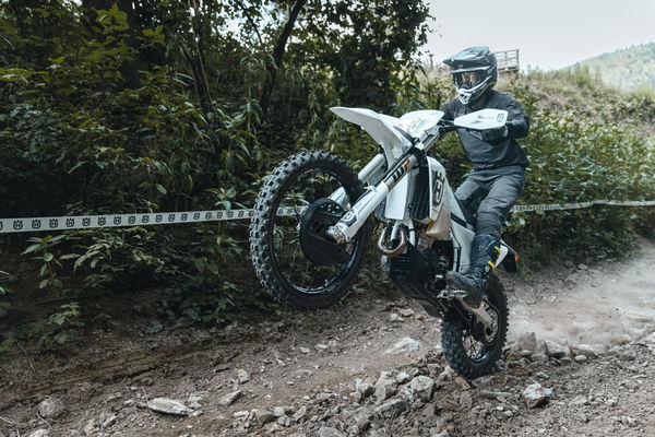 Husqvarna wheelie