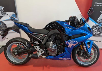 Suzuki GSX-8R