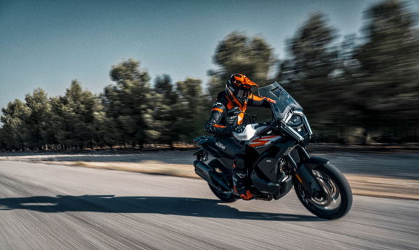 2025 KTM Super Adventure S