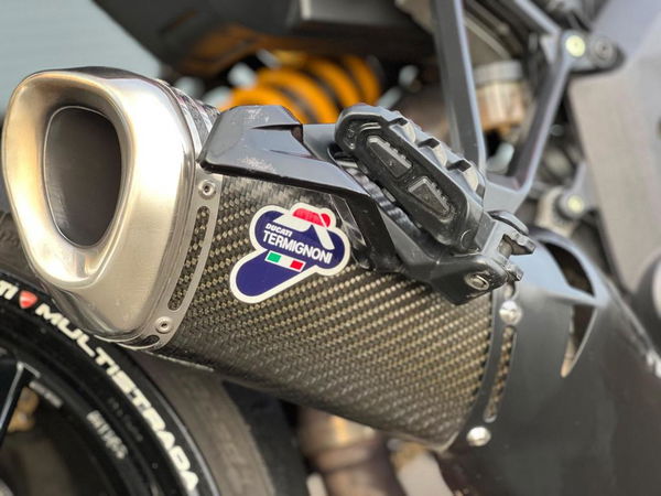 Ducati Multistrada 2010 exhaust