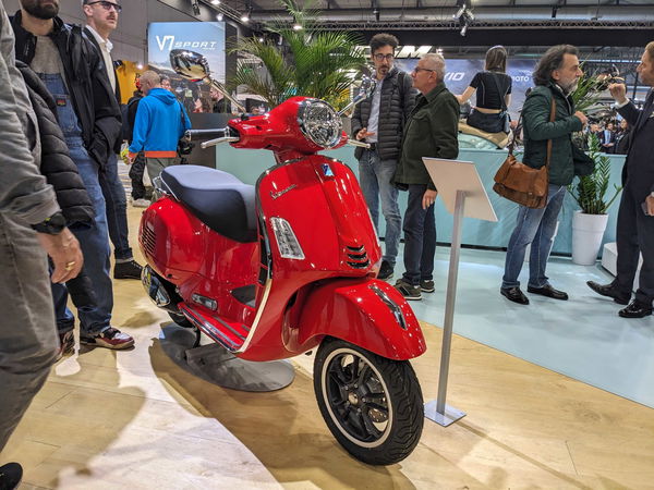 New Vespa GTS 310