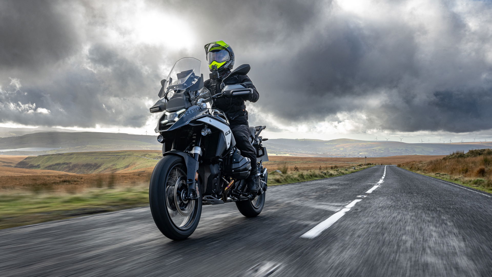 BMW R1300 GS with ASA Review: Game-Changing Gearbox Tech?
