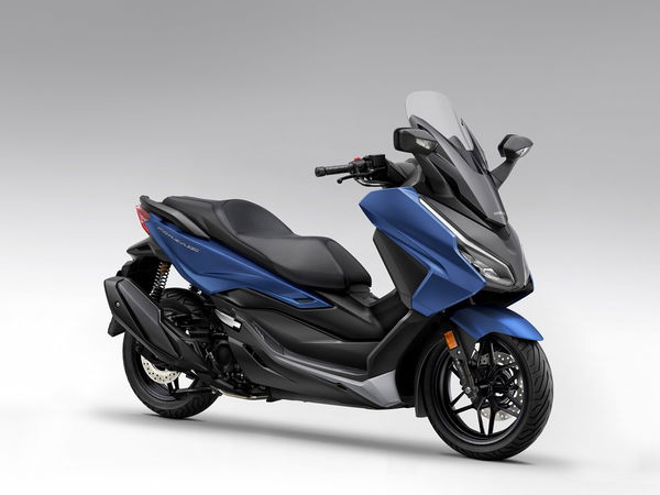 Honda Forza 350 Blue and Black 