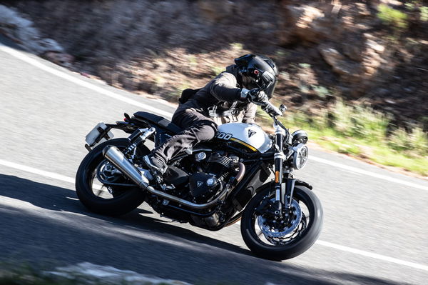 Cornering on the base model Speed Twin 1200