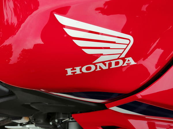 CBR500R badge