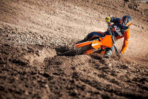 2025 KTM SX