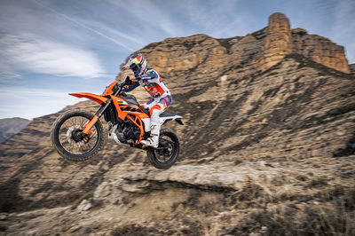 The new KTM 125 Enduro R