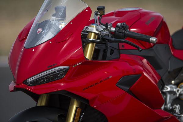 2025 Panigale V2 S - Front fairing