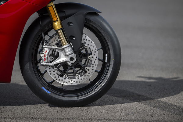 2025 Panigale V2 S - Ohlins NIX front fork