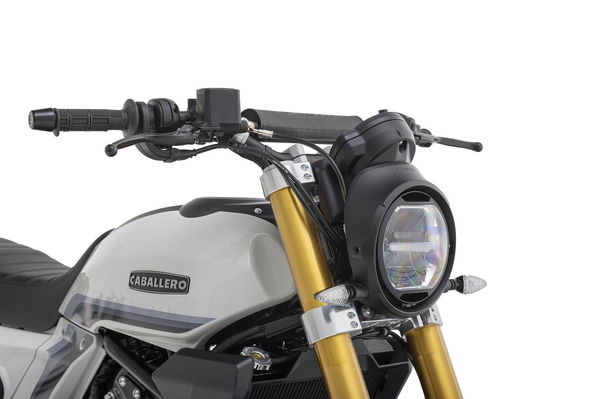 Deluxe 700 headlight