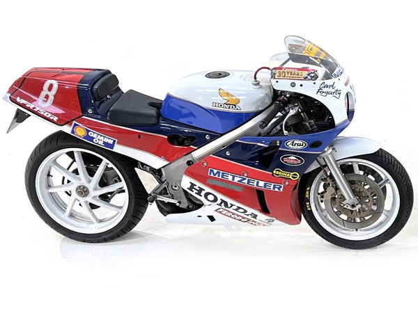 EX-Carl Fogarty RC30 for sale