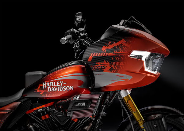 The Harley-Davidson CVO Road Glide RR - fairing