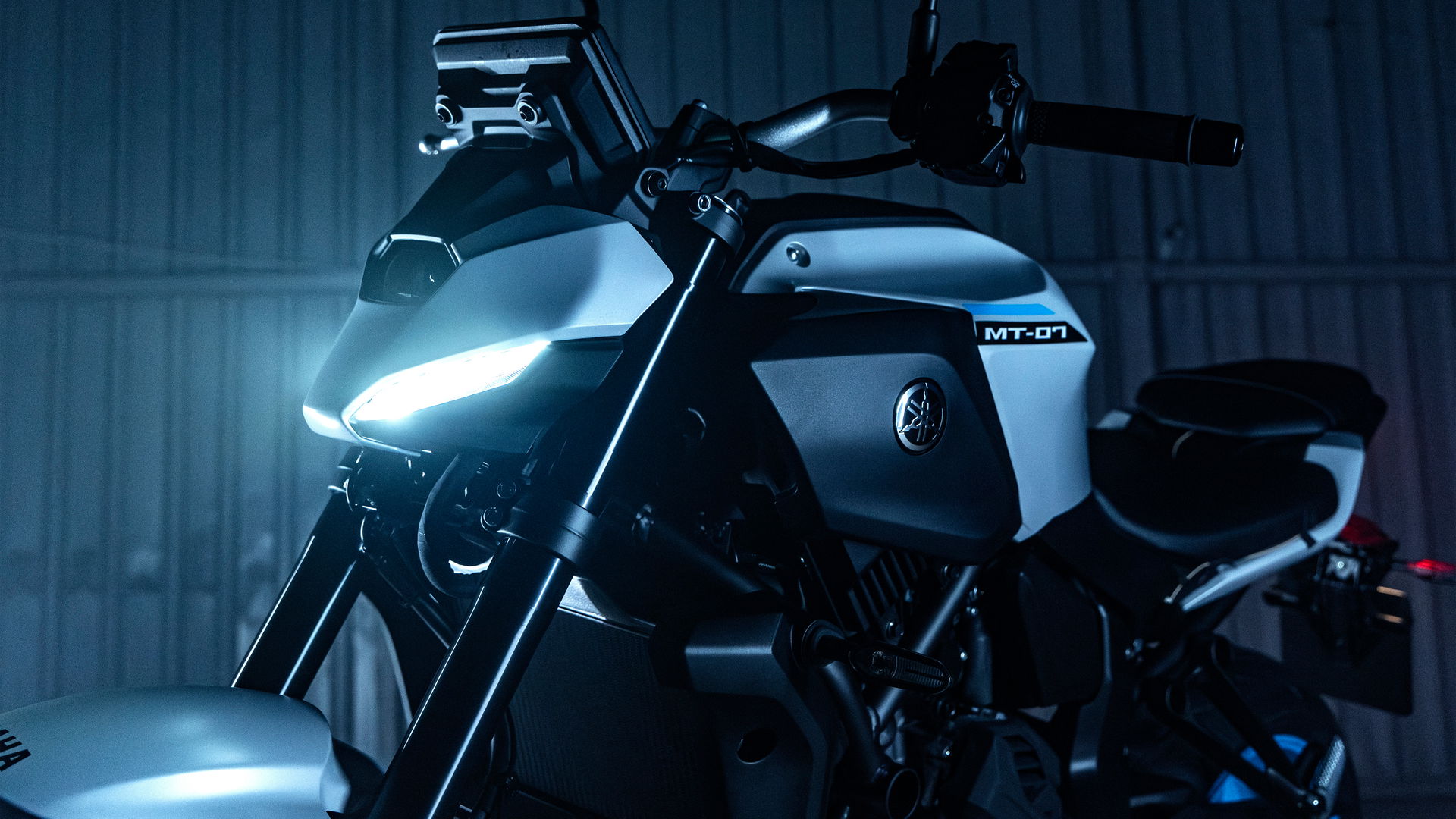 YAmaha MT-07 - headlight