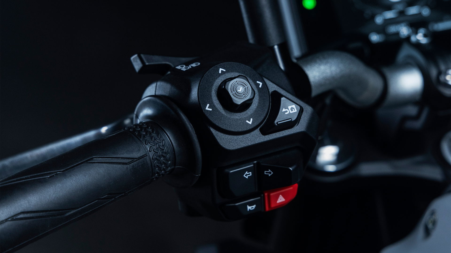 The new bike also gains Yamaha's latest generation switchcube