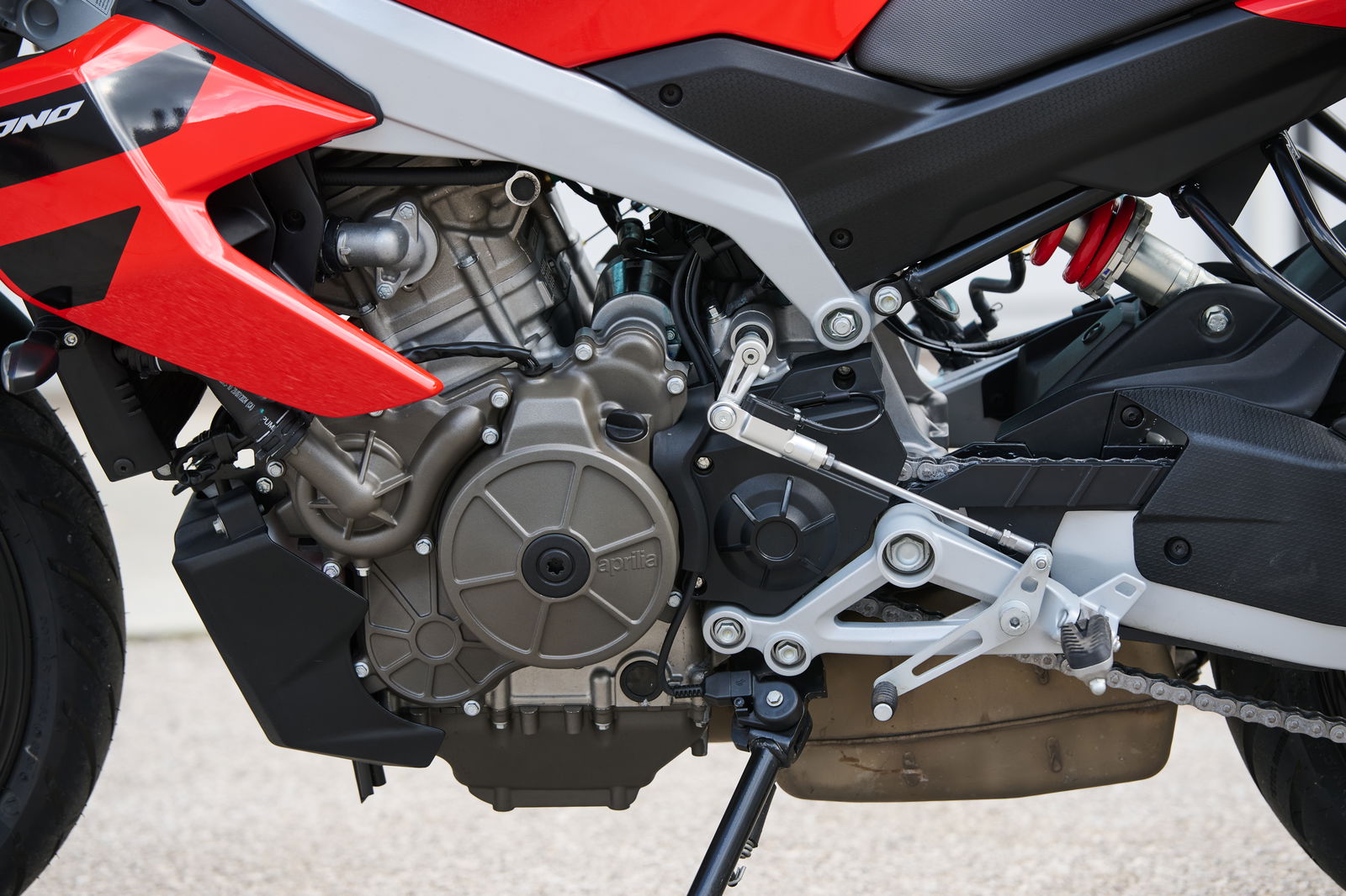 Tuono 457 - engine