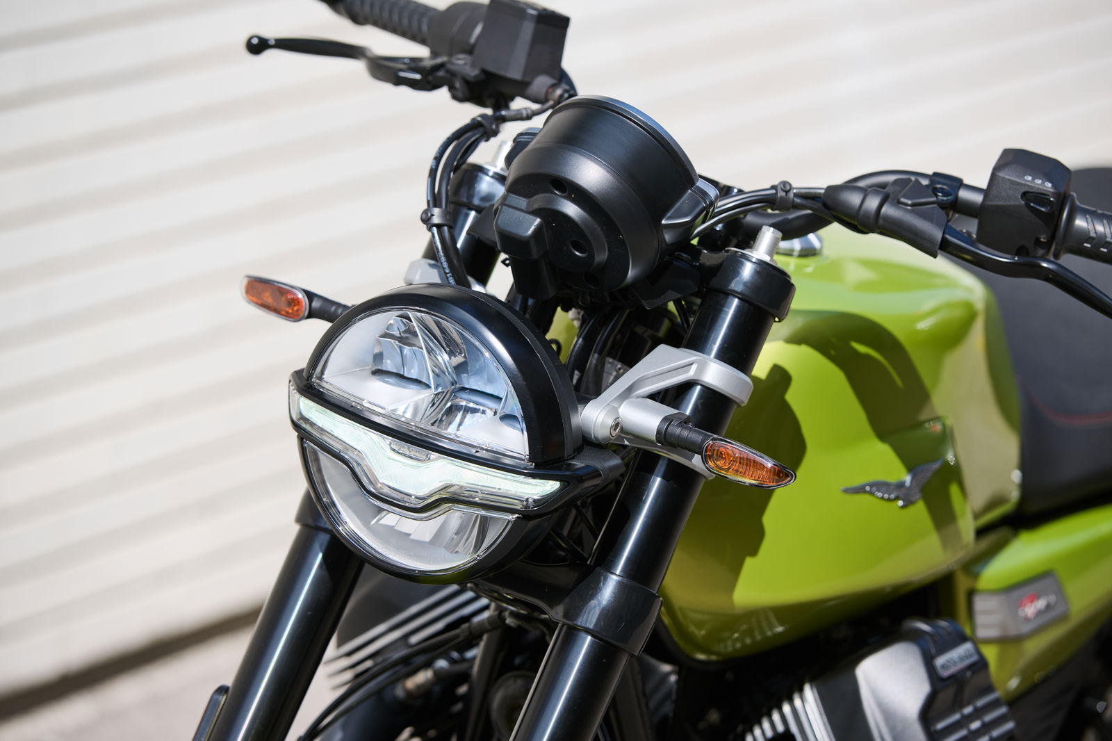 The V7 Sport - detail