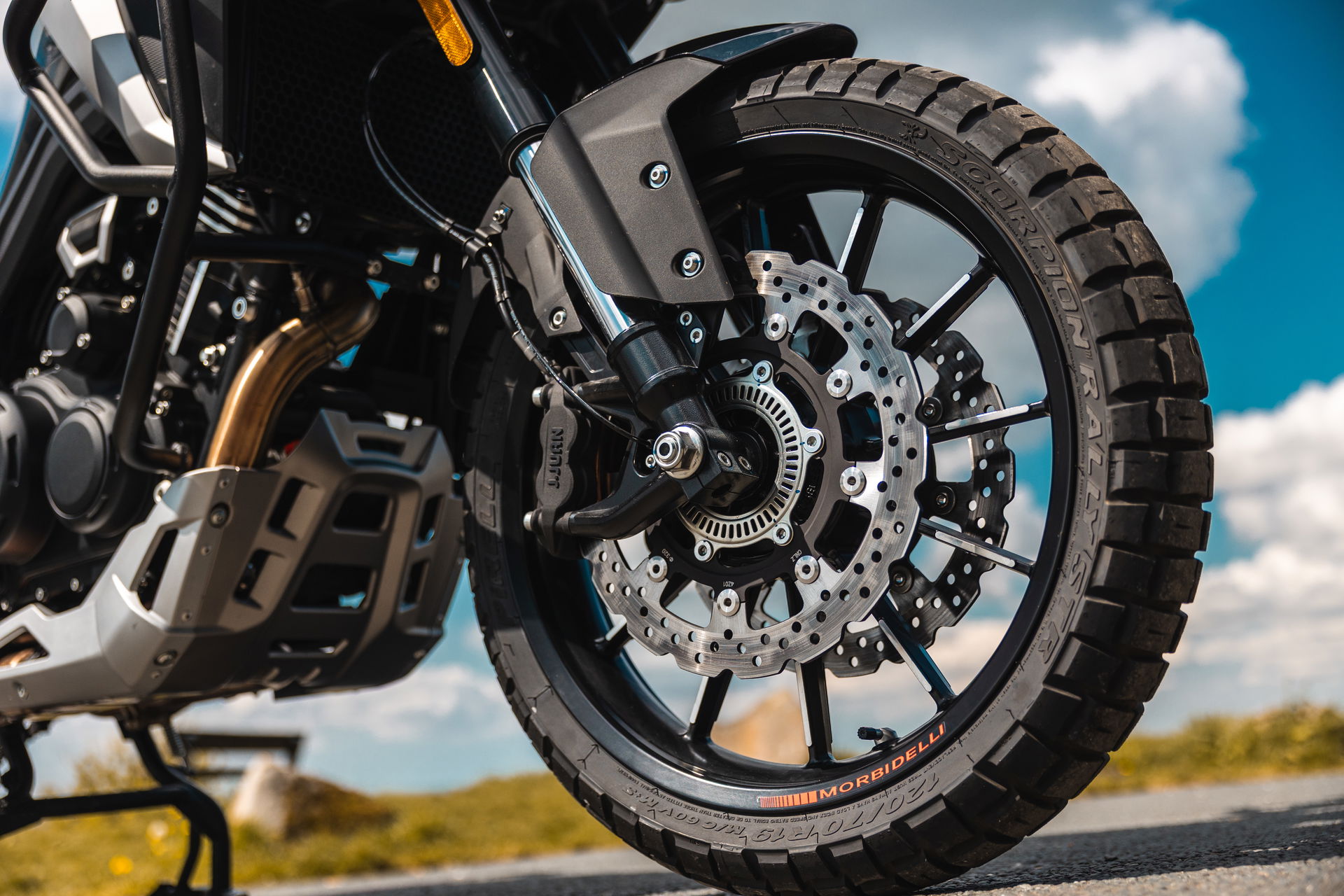 Morbidelli T1002VX - details