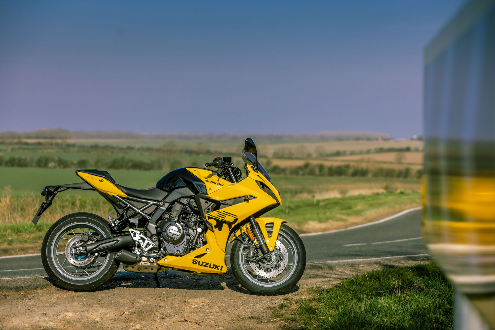 Suzuki GSX-8R Kiiro