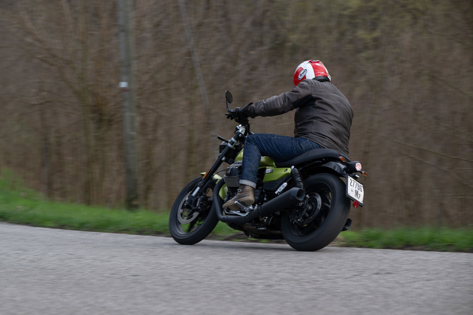 The V7 Sport - riding